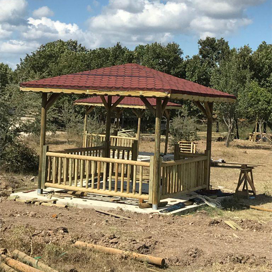 ahşap ev kamelya çardak tiny house veranda piknik masası